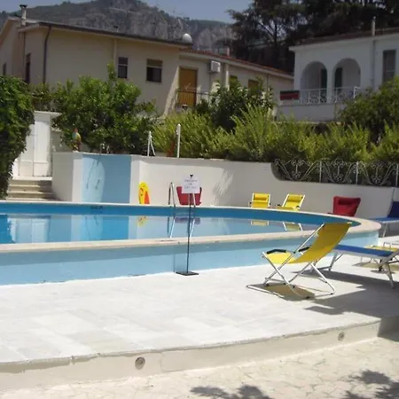 Bed & Breakfast V Harmony In Sorrento 3*