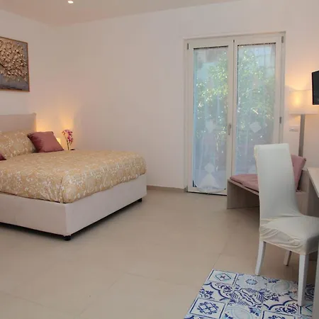 V Harmony In Sorrento Bed & Breakfast