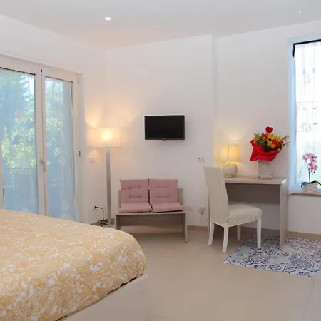 Bed & Breakfast V Harmony In Sorrento 3*