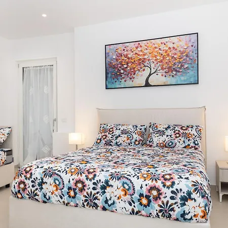 V Harmony In Sorrento Bed & Breakfast